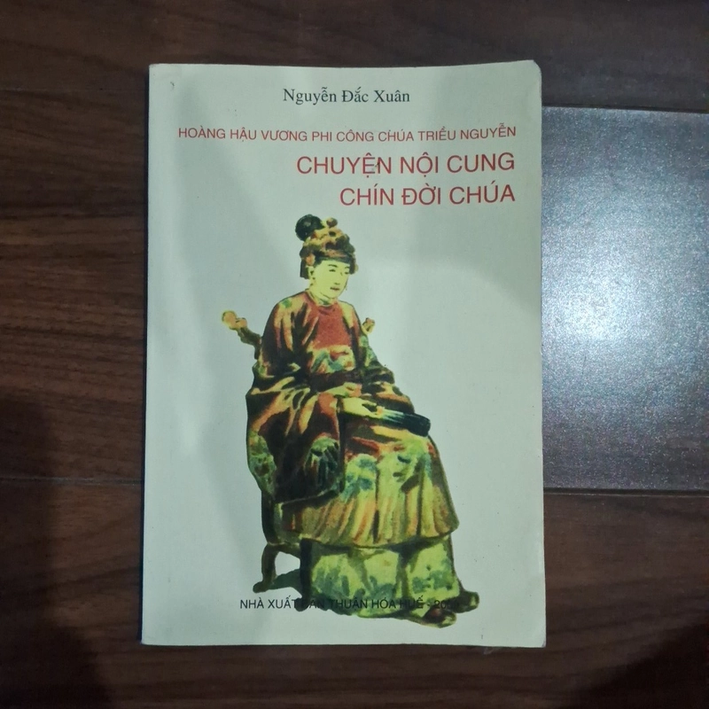 Chuyện nội cung chín đời chúa 511030
