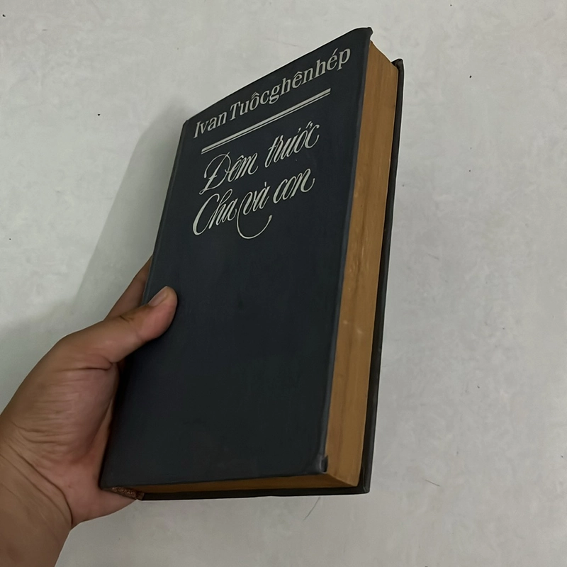 Đêm trước cha và con - 1988s 502992