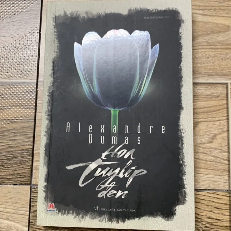 Hoa tuy líp đen 1036975