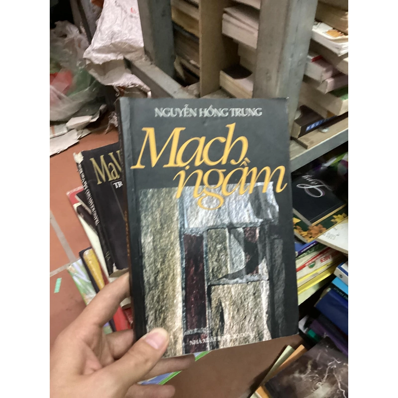 Sách Mạch ngầm 312685