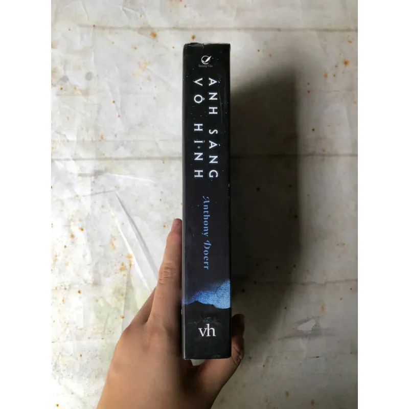 Ánh Sáng Vô Hình - Anthony Doerr 752851