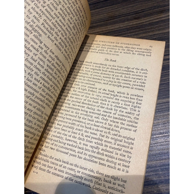 Stonehenge - R. J. C. Atkinson 1062568