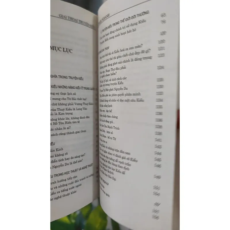 Giai thoại Truyện Kiều - Vũ Ngọc Khánh 798379