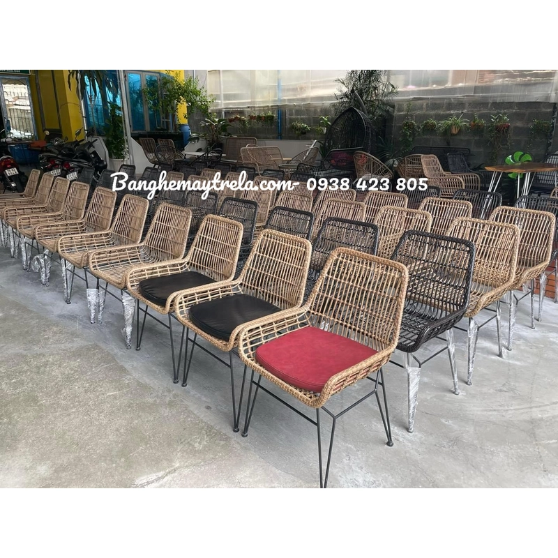 Ghế chân sắt cafe đan mây tự nhiên 517897