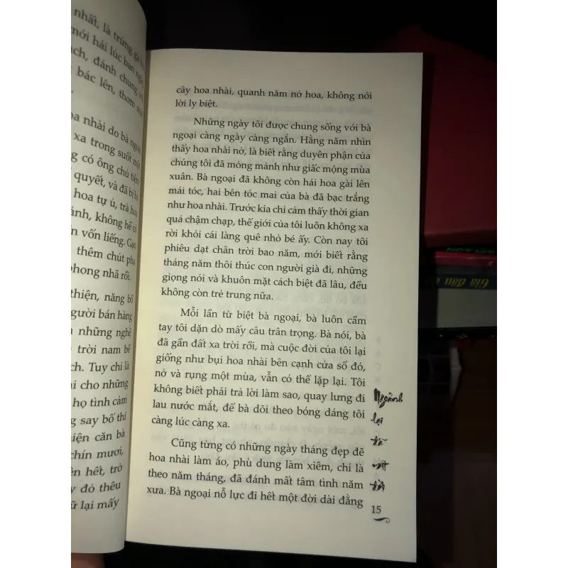 Ngoảnh lại đã một đời - Bạch Lạc Mai 993679