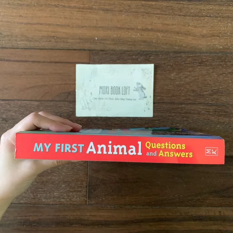 Sách ngoại văn My First Animal Questions and Answers, Used, Siêu Dày 578055