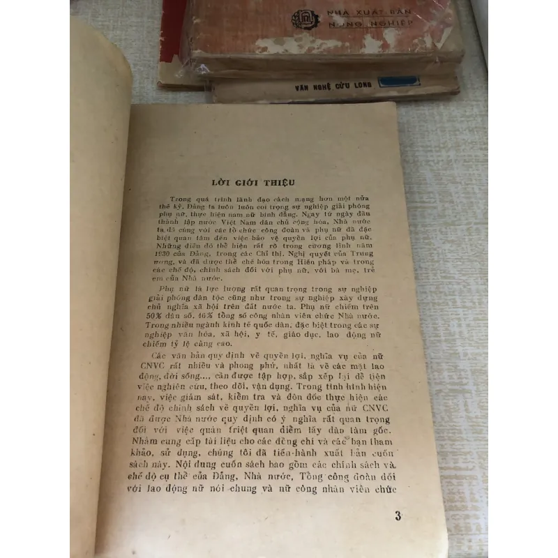 Nghĩa vụ và quyền lợi của nữ công nhân viên chức nhà nước 960295