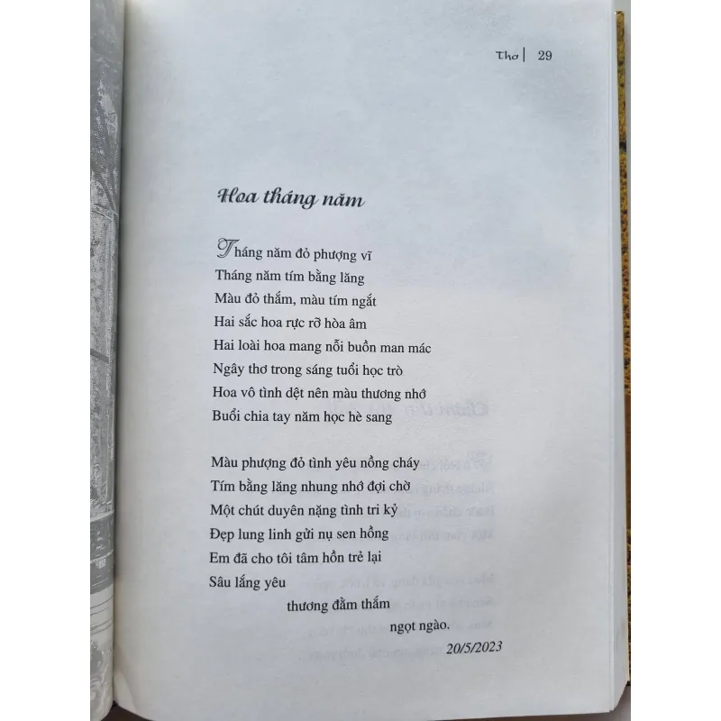 Về với yêu thương, sách có thủ bút của cựu thủ tướng Trương Hòa Bình 1025823