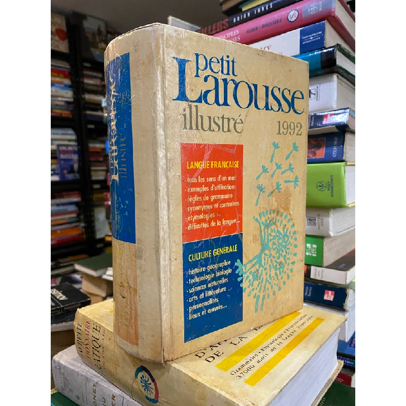 Petit Larousse illustre 253076