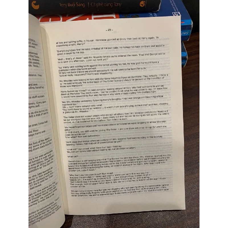 Harry Potter and the deathly hallows- J.K Rowling 695876