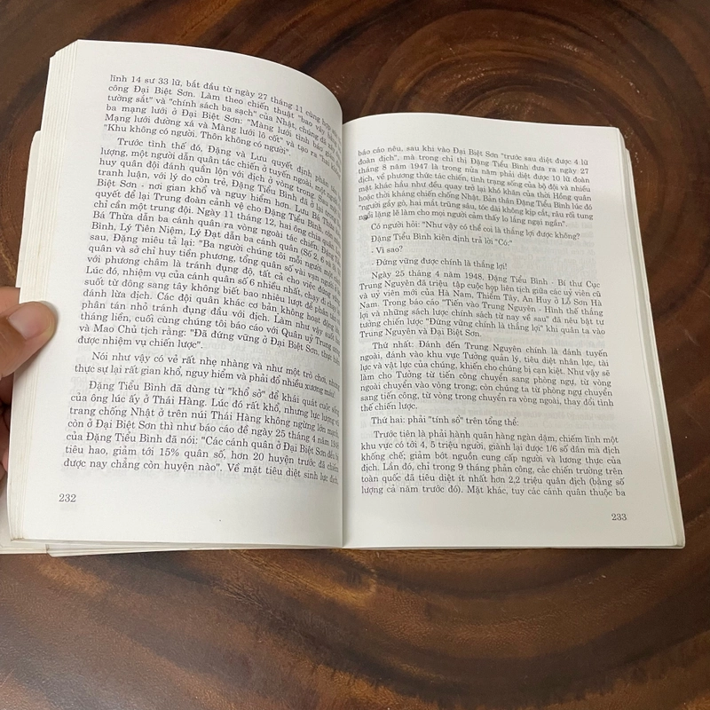 II Tựa sách: Đặng Tiểu Bình _ Một Trí Tuệ Siêu Việt - Lưu Cường Luân & Uông Đại Lý - 2003 453228