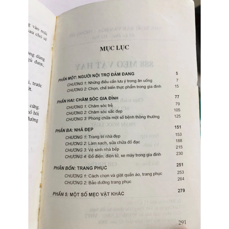 888 MẸO VẶT HAY - 291 trang, nxb: 2004 361512