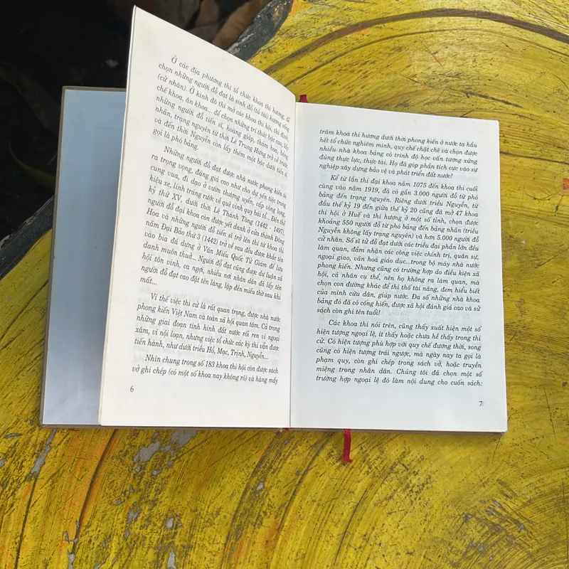 NHỮNG CHUYỆN LẠ TRONG THI CỬ THỜI XƯA Ở VIỆT NAM- QUỐC CHẤN 713187