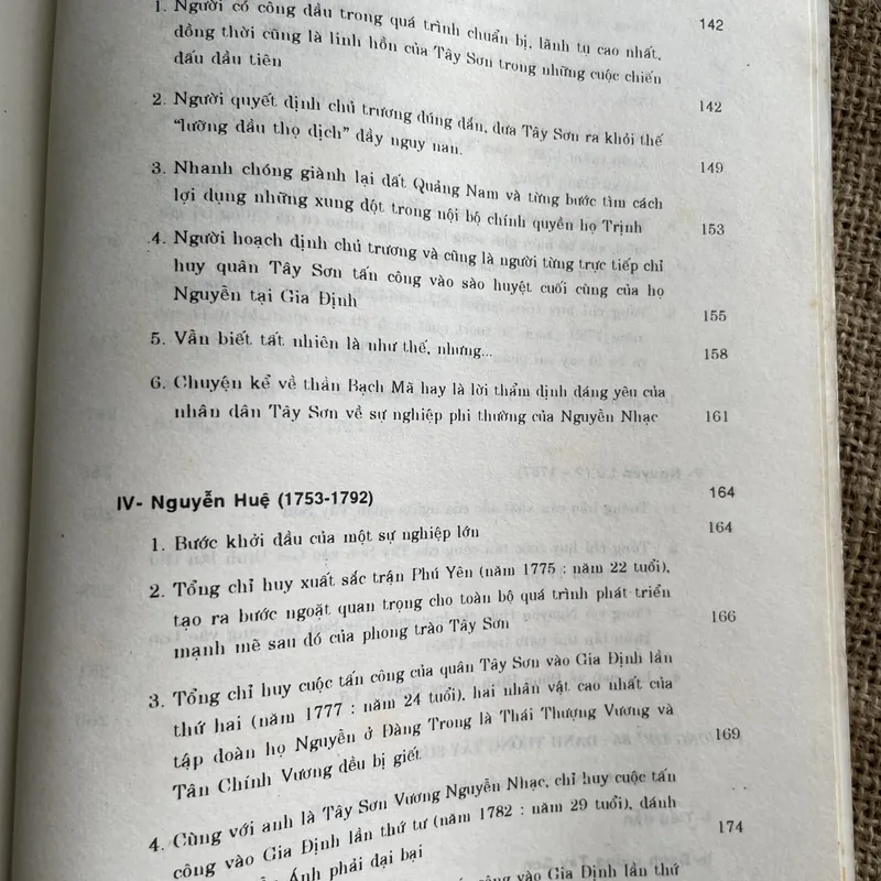 Danh tướng Việt Nam 4 tập  679897