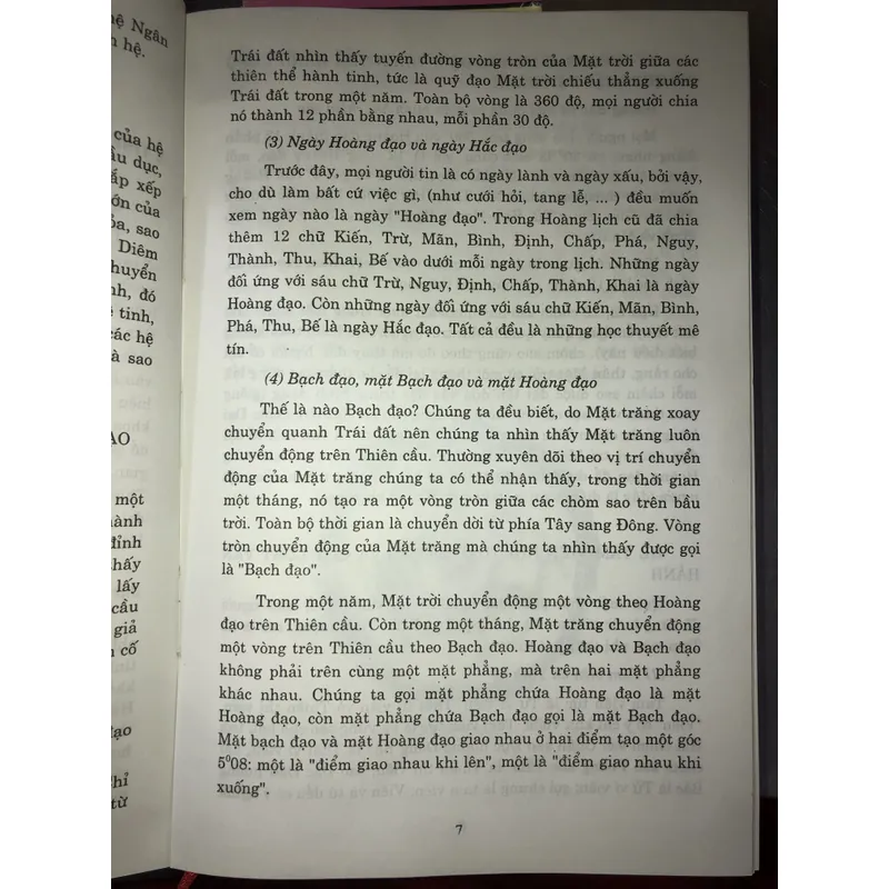 Đàm thiên thuyết địa luận nhân  700560