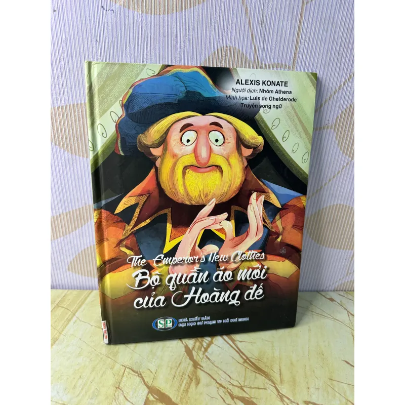 Truyện song ngữ hình màu ,bìa cứng khổ lớn 6c  1031677