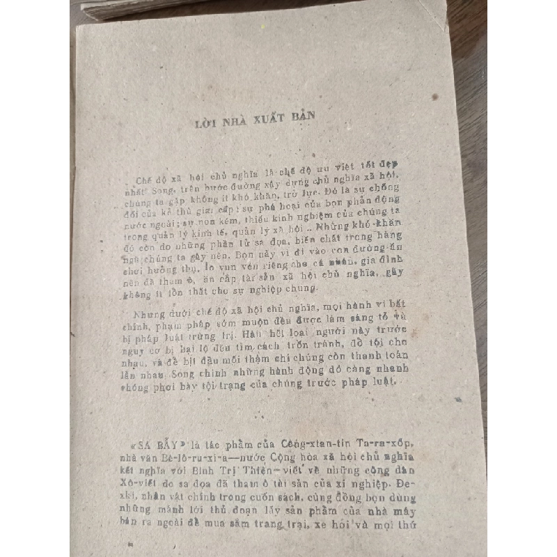 Sa bẫy - Công-xtan-tin ta-ra-xôp 509815