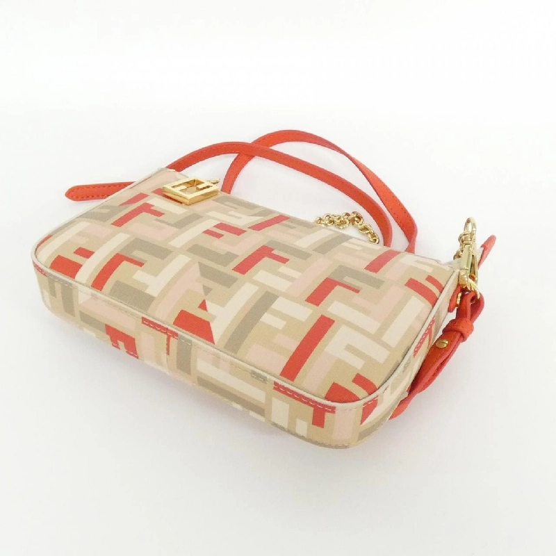 【Sản phẩm mới】Túi đeo vai Fendi 8BS073 AV1Y 611853