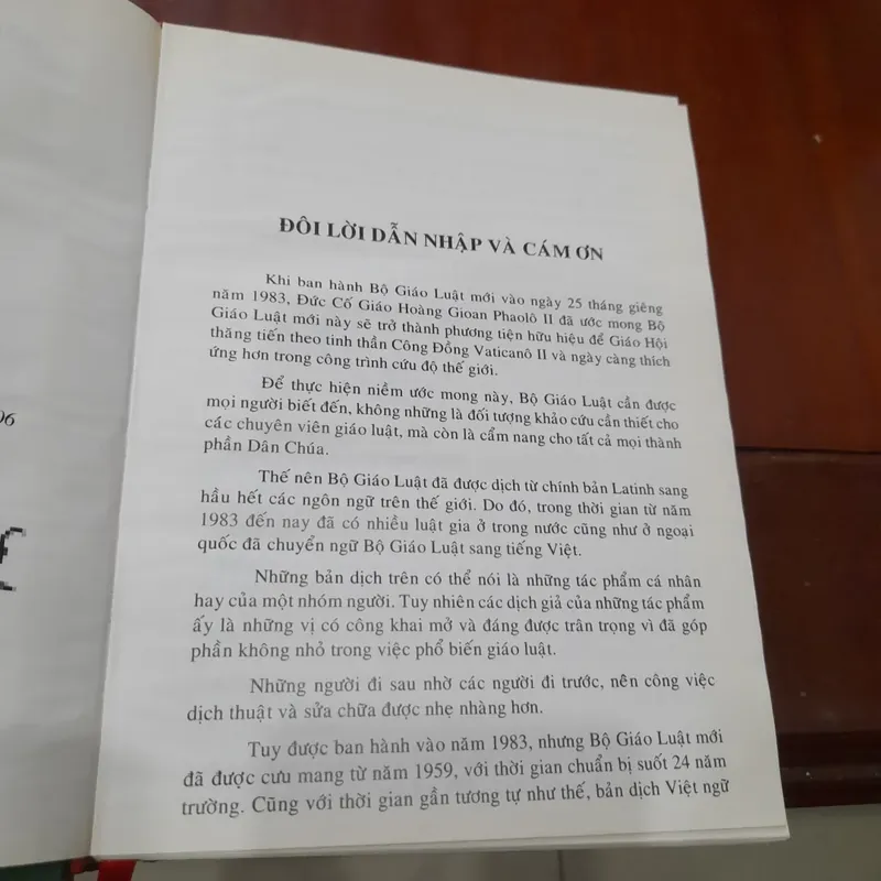 BỘ GIÁO LUẬT 1983 731672