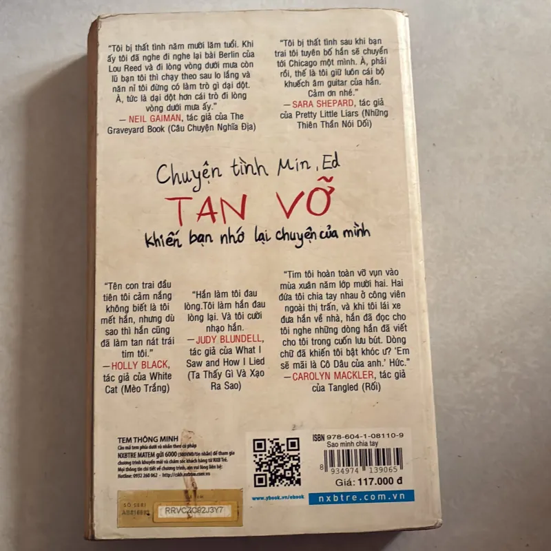 Sao mình chia tay - Daniel Handler 755102
