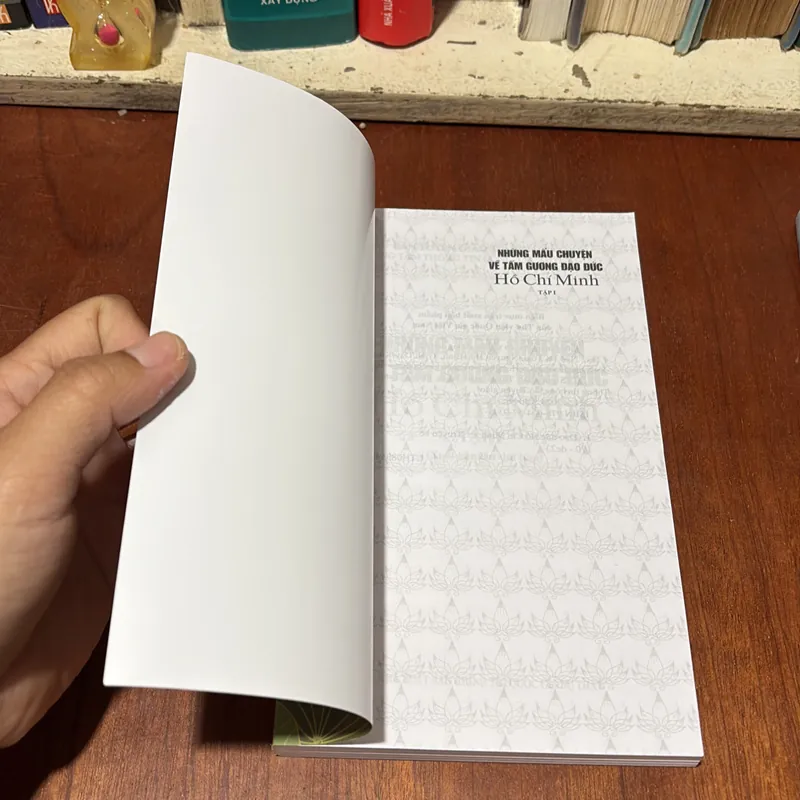 II Sách Lịch Sử: Những Mẫu Chuyện Về Tấm Gương Đạo Đức Hồ Chí Minh (2 Tập) - 2024 722827