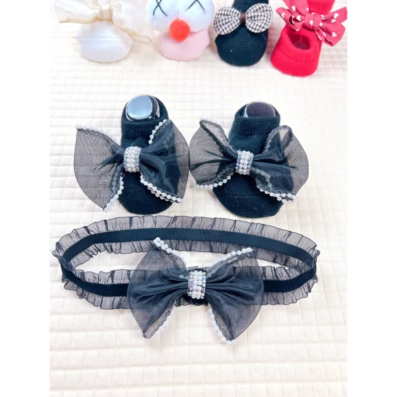 Set tất và băng đô xinh xắn cho bé gái 0-12 tháng  793094