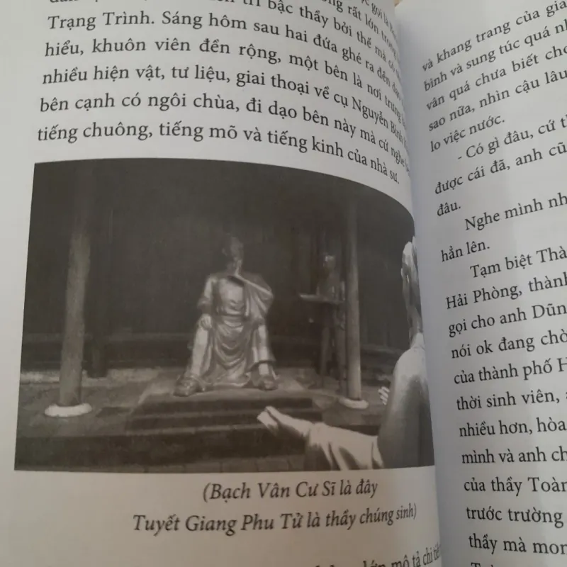 Tản văn-Tuổi HAI MƯƠI đừng ở nhà mà khóc. Tg. Ngô Thuận 787374