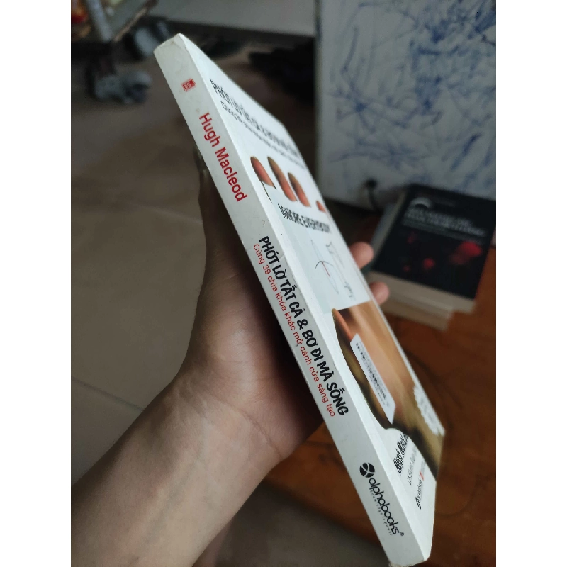 [59K/kg] Phớt lờ tất cả & bơ đi mà sốngHCM01/03 437598