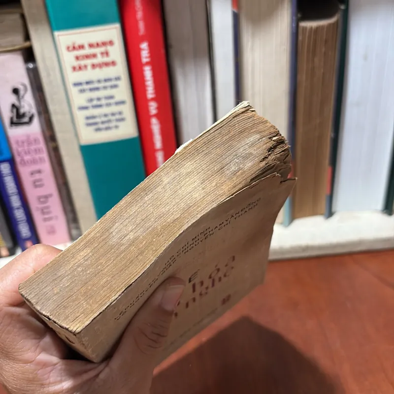 II Sách Xưa: Về Văn Hoá Văn Nghệ - 1976 754394