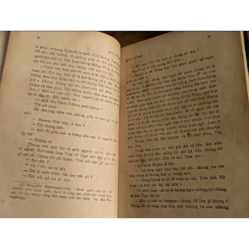 Bức tường - jean paul Sartre ( bản dịch Lê Thanh hoàng Dân - Mai Vi Phúc ) 740225