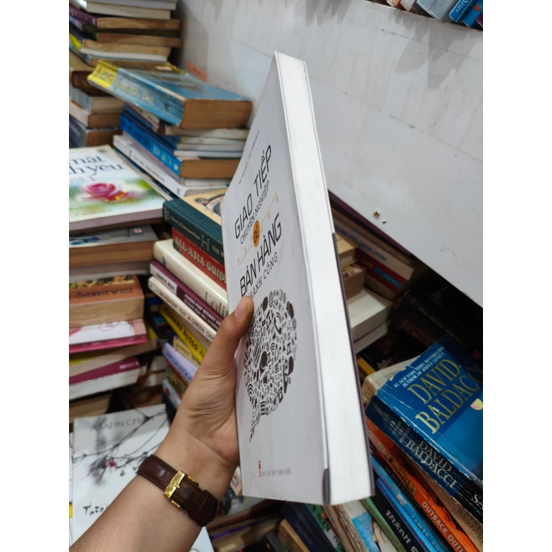 Giáo tiếp chuyên nghiệp để bán hàng thành công 🌱 506685