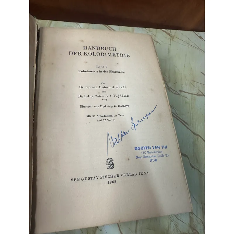 Sách tiếng anh 697724