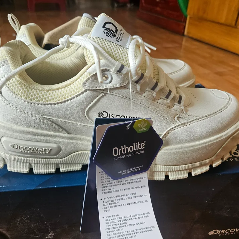 Giày Discovery sz39,40 full tag box 564567