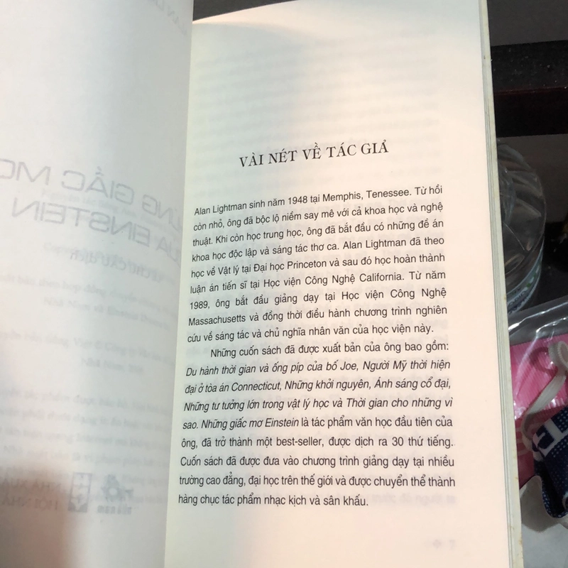 Những giấc mơ của Einstein - Alan Lightman (2006) 358618