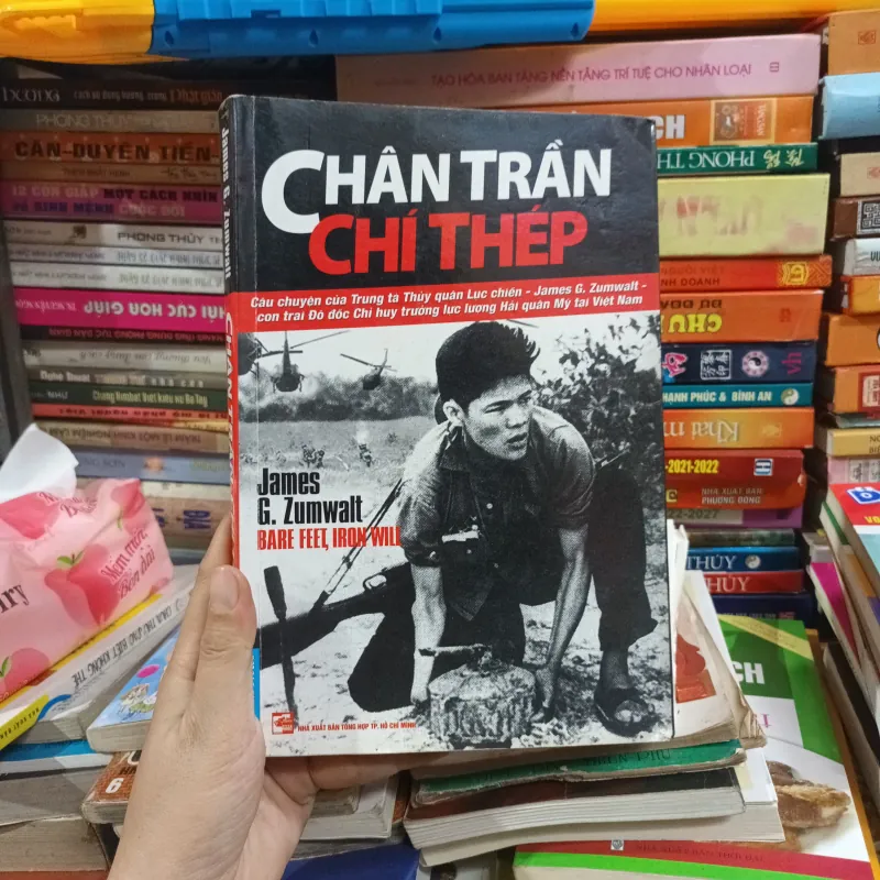Chân Trần Chí Thép - James G. Zumwalt 1008310