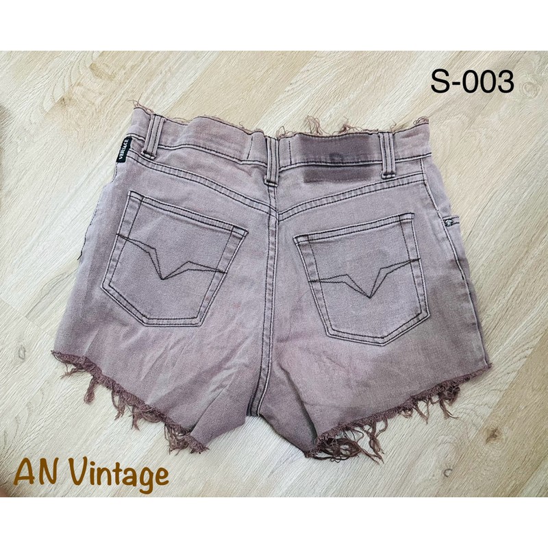 Short jean S-003. Eo 70cm. Dài 36cm. Ống 23cm. Màu nâu đỏ 69040