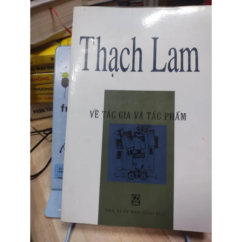 Sách: Thạch Lam - về tác giả và tác phẩm (B2) 786610