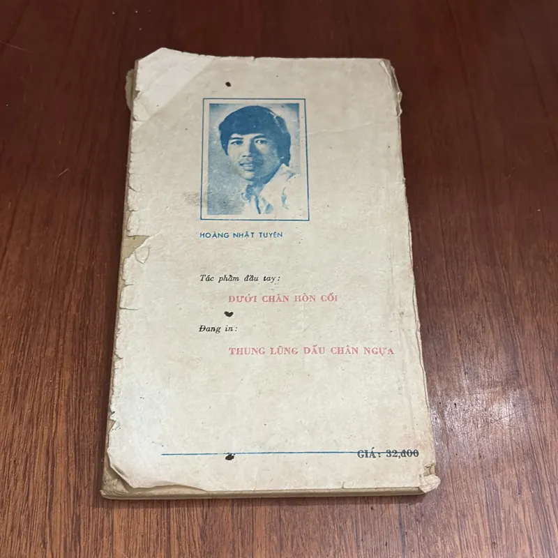 II Sách Xưa: Dưới Chân Hòn Cối - Hoàng Nhật Tuyên - 1987 601313