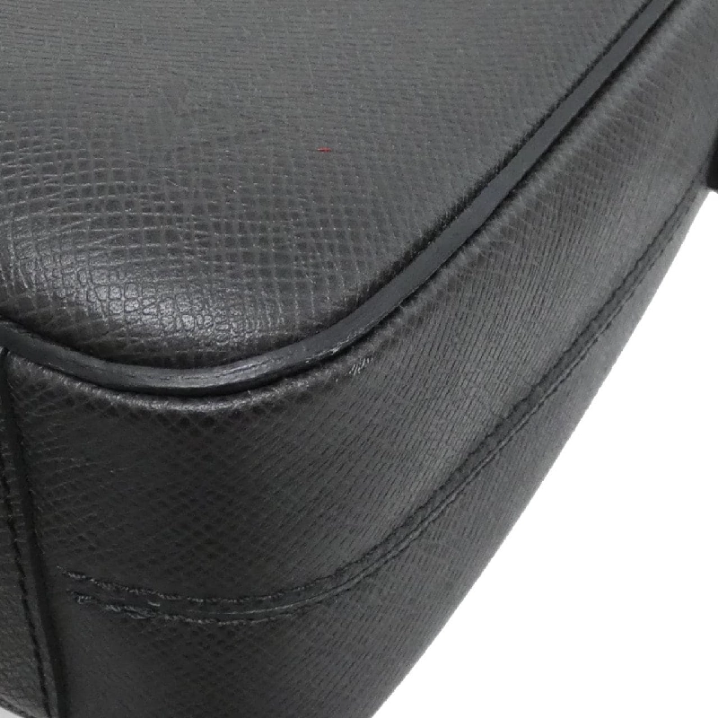 Túi xách Louis Vuitton Taiga Porte Document Business MM M32932 - Hàng hiệu Chính hãng 803719