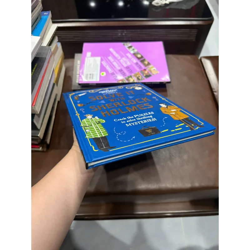 SOLVE IT WITH SHERLOCK HOLMES (SÁCH TRÍ TUỆ TIẾNG ANH)- K5 1031083
