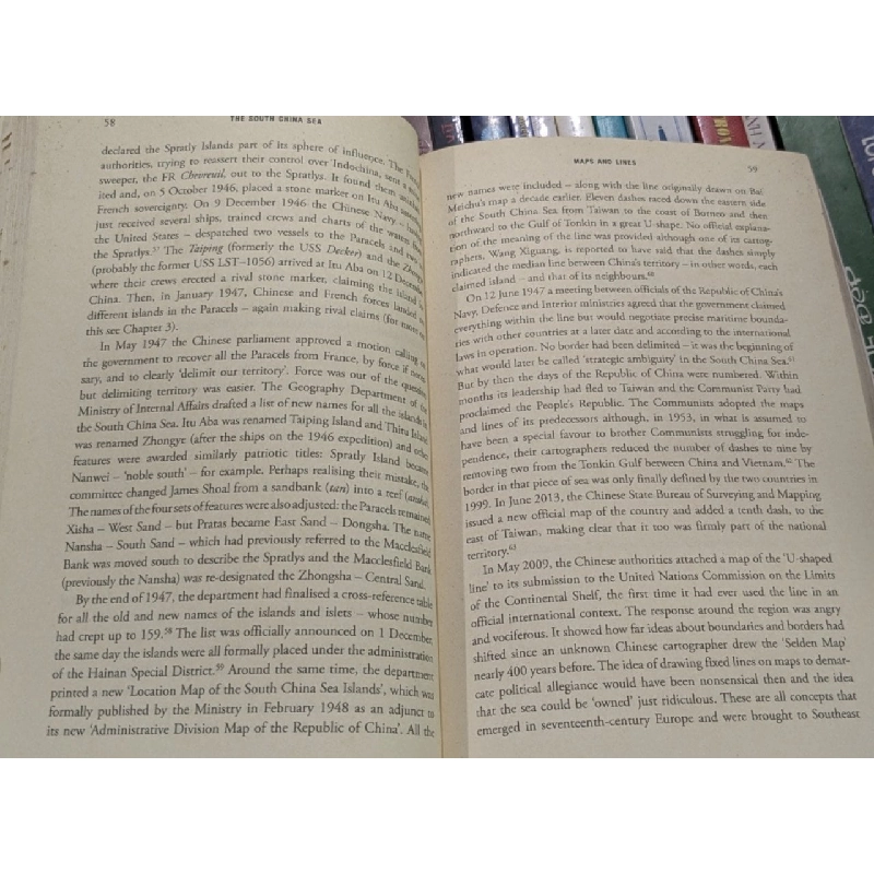 The South China Sea - Bill Hayton 989637