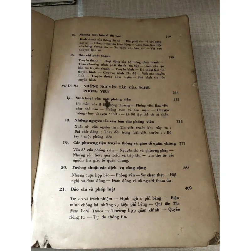 Ký Giả Chuyên Nghiệp  972147