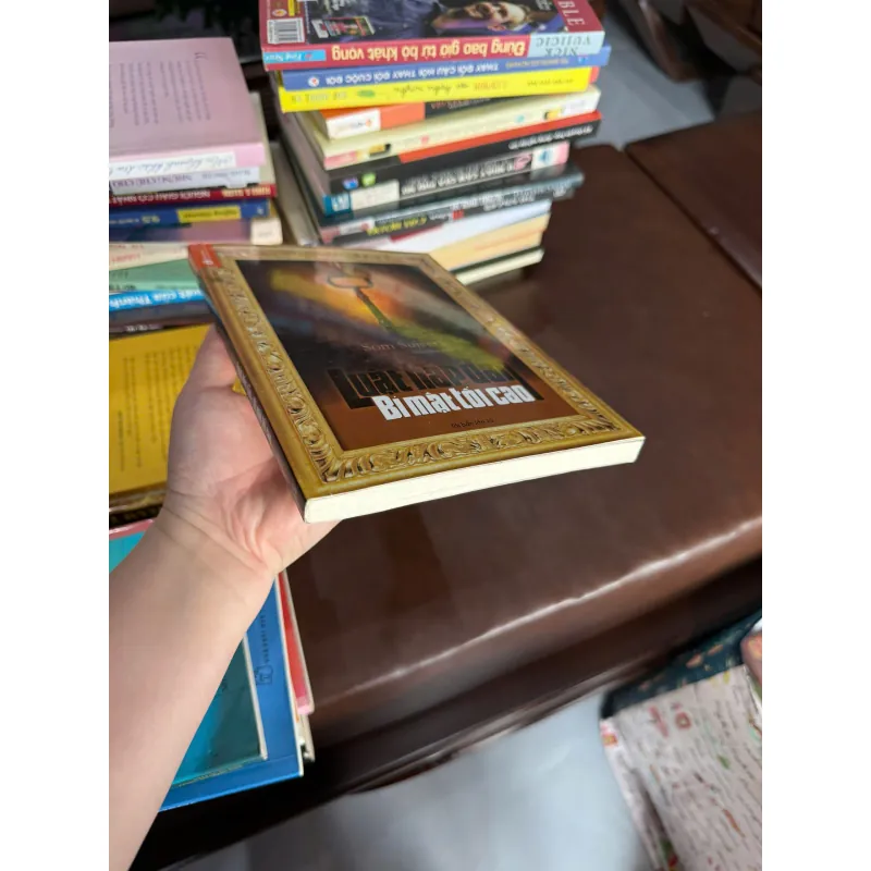 LUẬT HẤP DẪN – BÍ MẬT TỐI CAO- K4 1028165