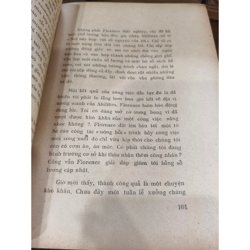 Hãy Giúp Nhau Làm Lại Cuộc Đời - Henry Viscardi, Jr 1061800
