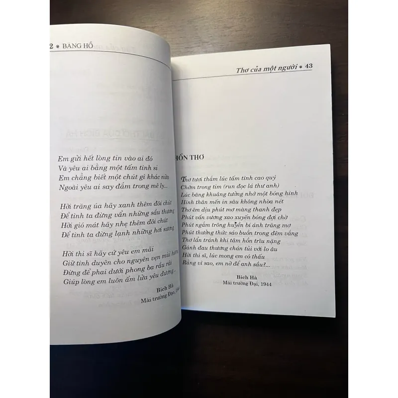 Băng Hồ - Thơ của một người (kèm chữ ký tặng) 606265