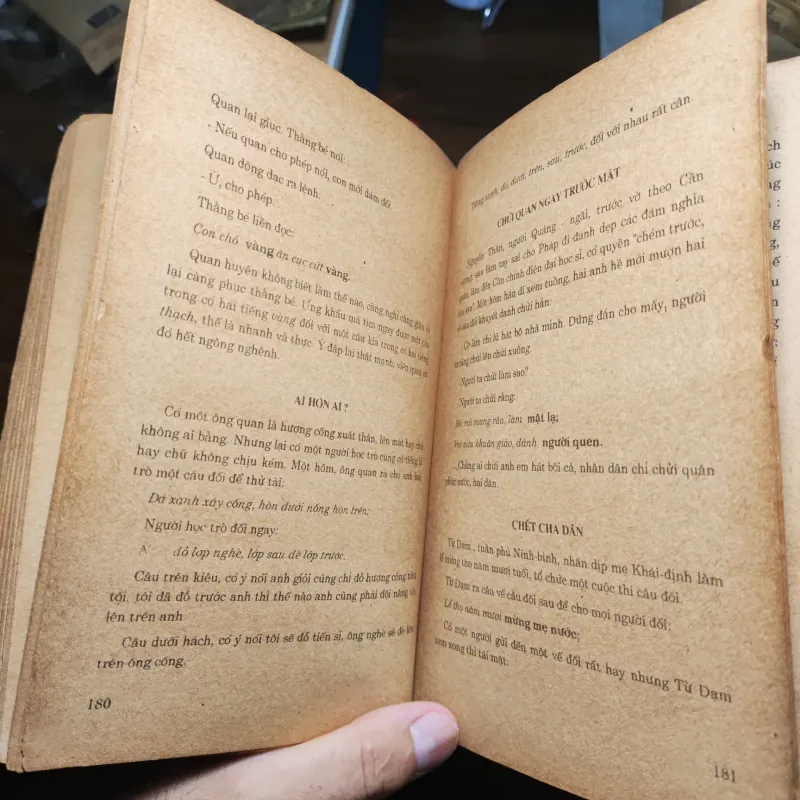 Câu Đối Việt Nam - Phong Châu 1023257