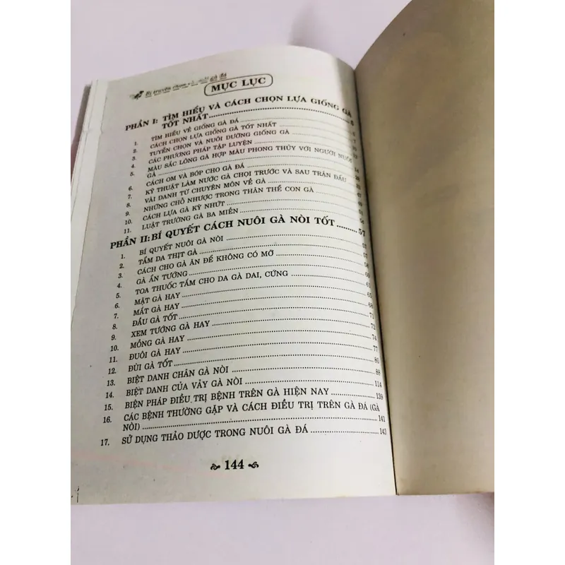 BÍ TRUYỀN CHỌN VÀ NUÔI GÀ ĐÁ  726853