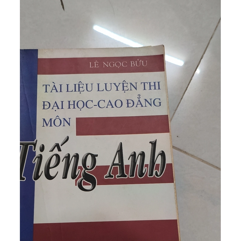 Tài liệu luyện thi đại học cao đẳng môn tiếng anh  398964