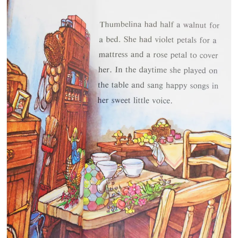 Thumbelina (Well-loved Tales) 785970
