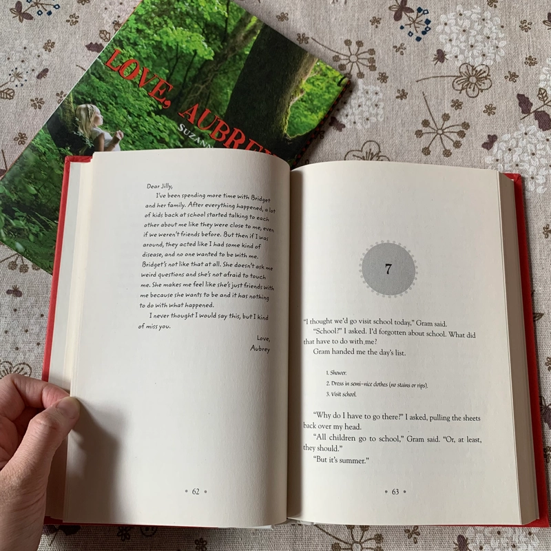 Sách ngoại văn Love, Aubrey, Used, Bìa cứng, Fiction For Kids 446643